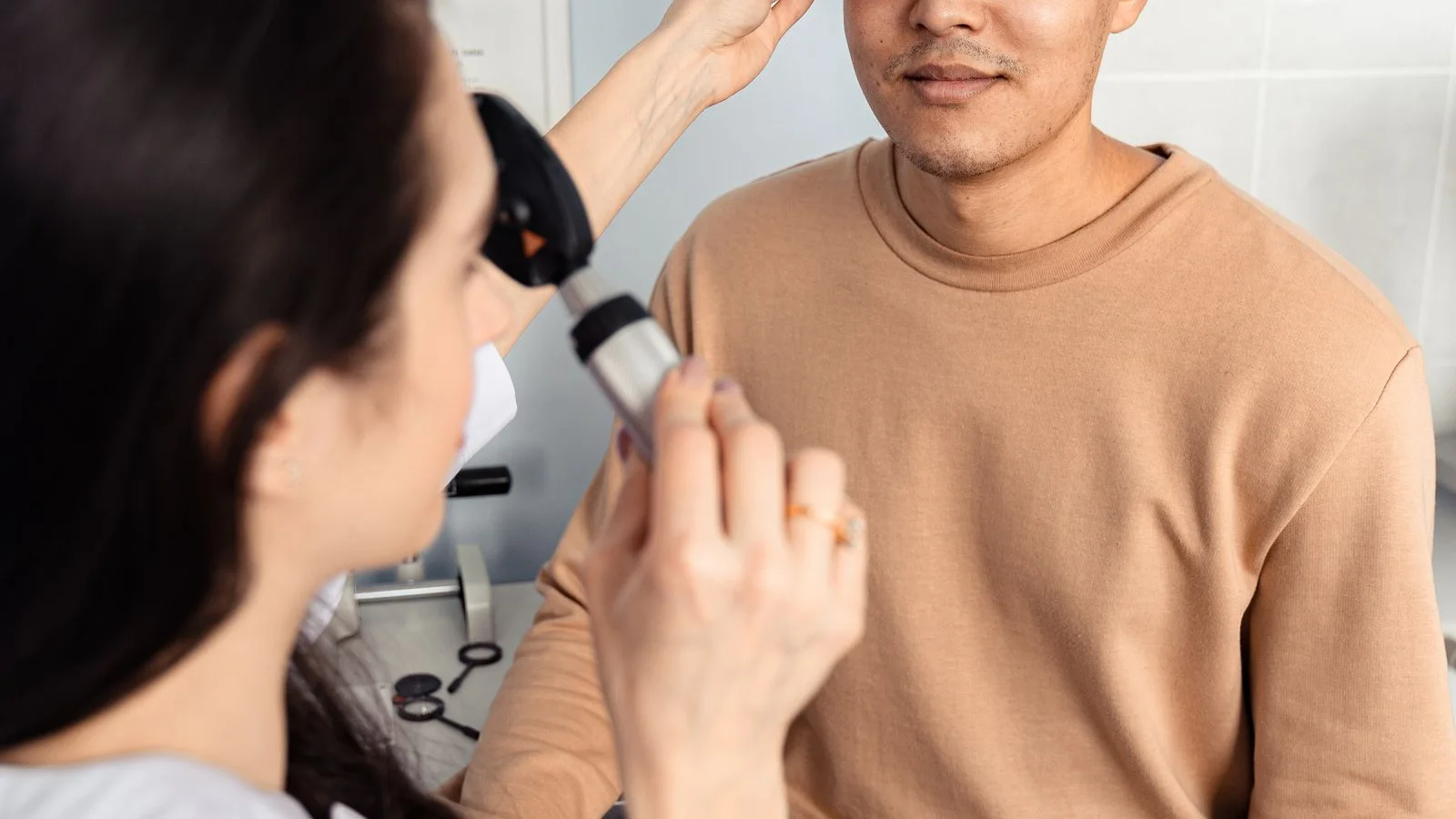 Glaucom sau cataractă? Cum deosebești pierderea vederii și ce teste contează